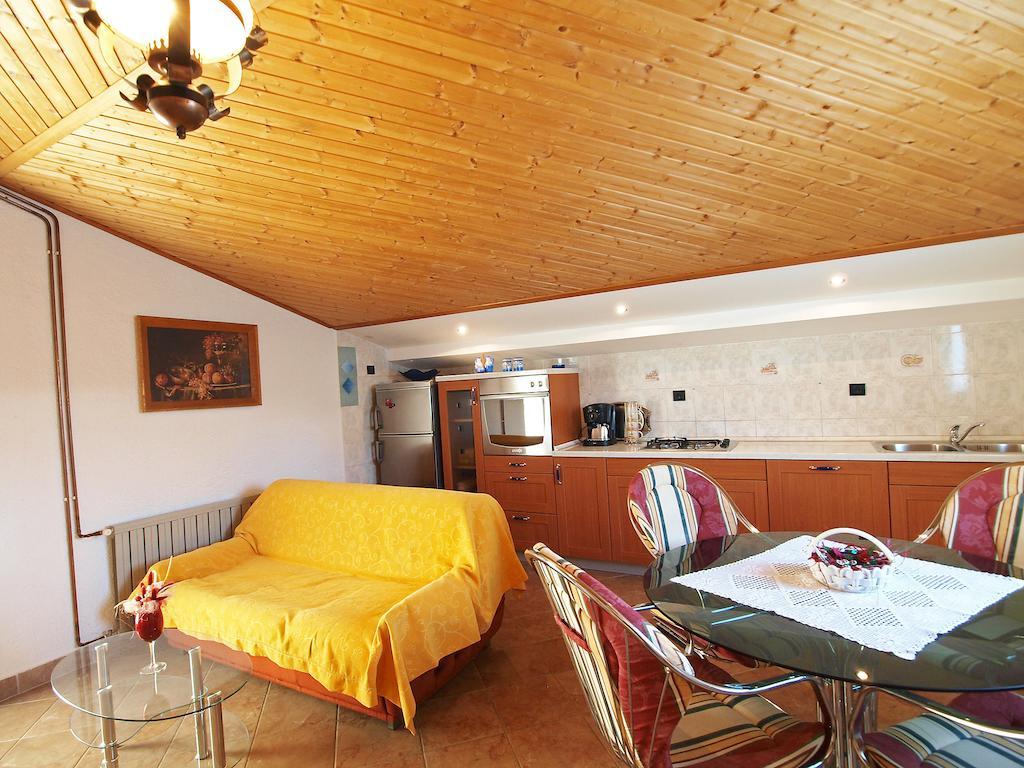 Apartment Labin Стая снимка